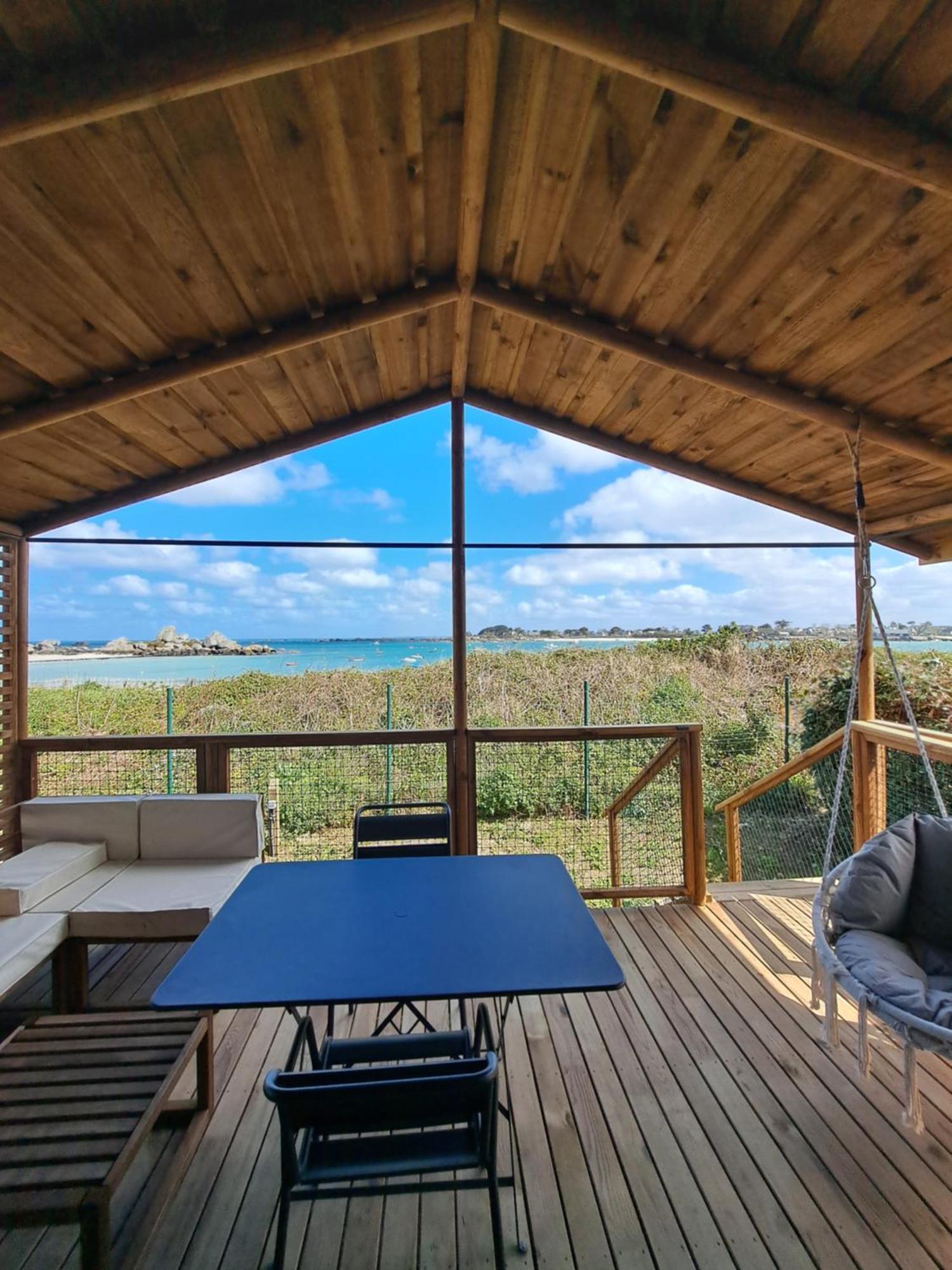 Camping De La Cote Des Legendes Brignogan-Plages Chambre photo