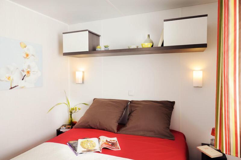Camping De La Cote Des Legendes Brignogan-Plages Chambre photo